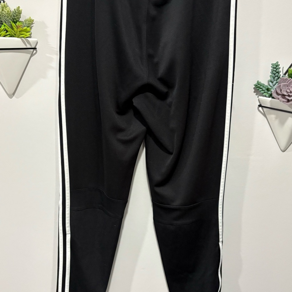 Adidas Men’s Black and White Classic Stripes - Picture 2 of 3